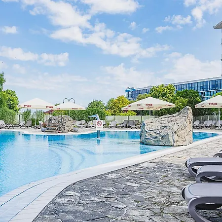 Ikar Plaza Kolobrzeg