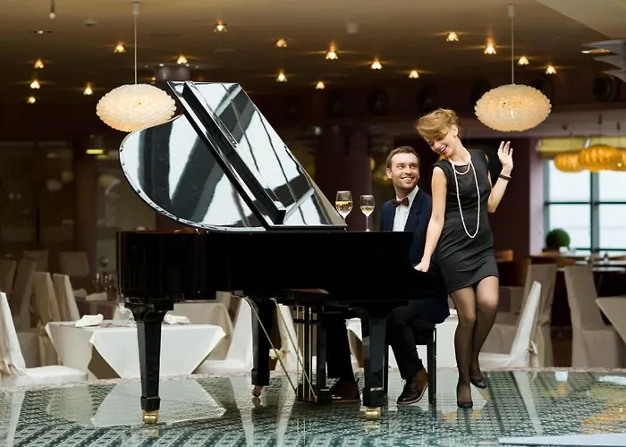 Ikar Plaza منتجع 4*